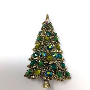 Christmas tree brooch